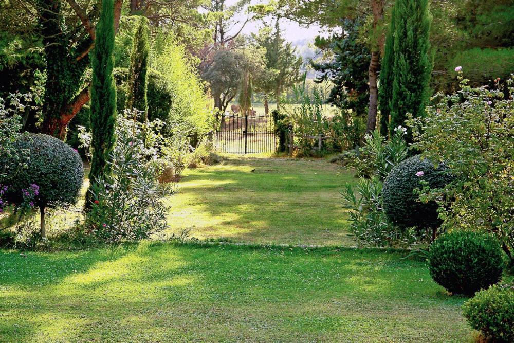 Le Domaine de Saint Veran Orgon Exterior foto